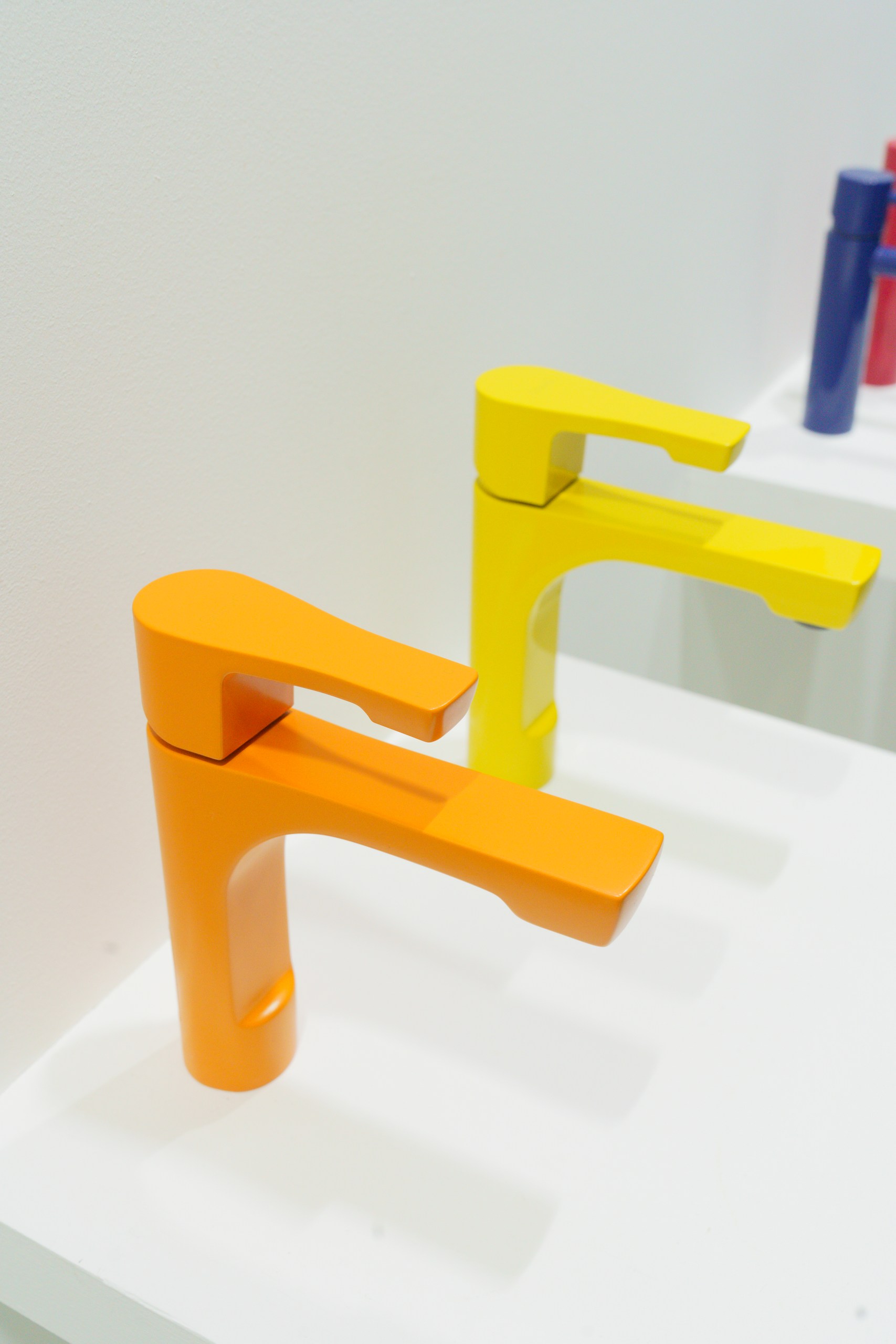 5705/SCCRAL Смеситель для раковины Giulini Ego, внешнего монтажа, без донного клапана (цвет - окрашивание RAL)