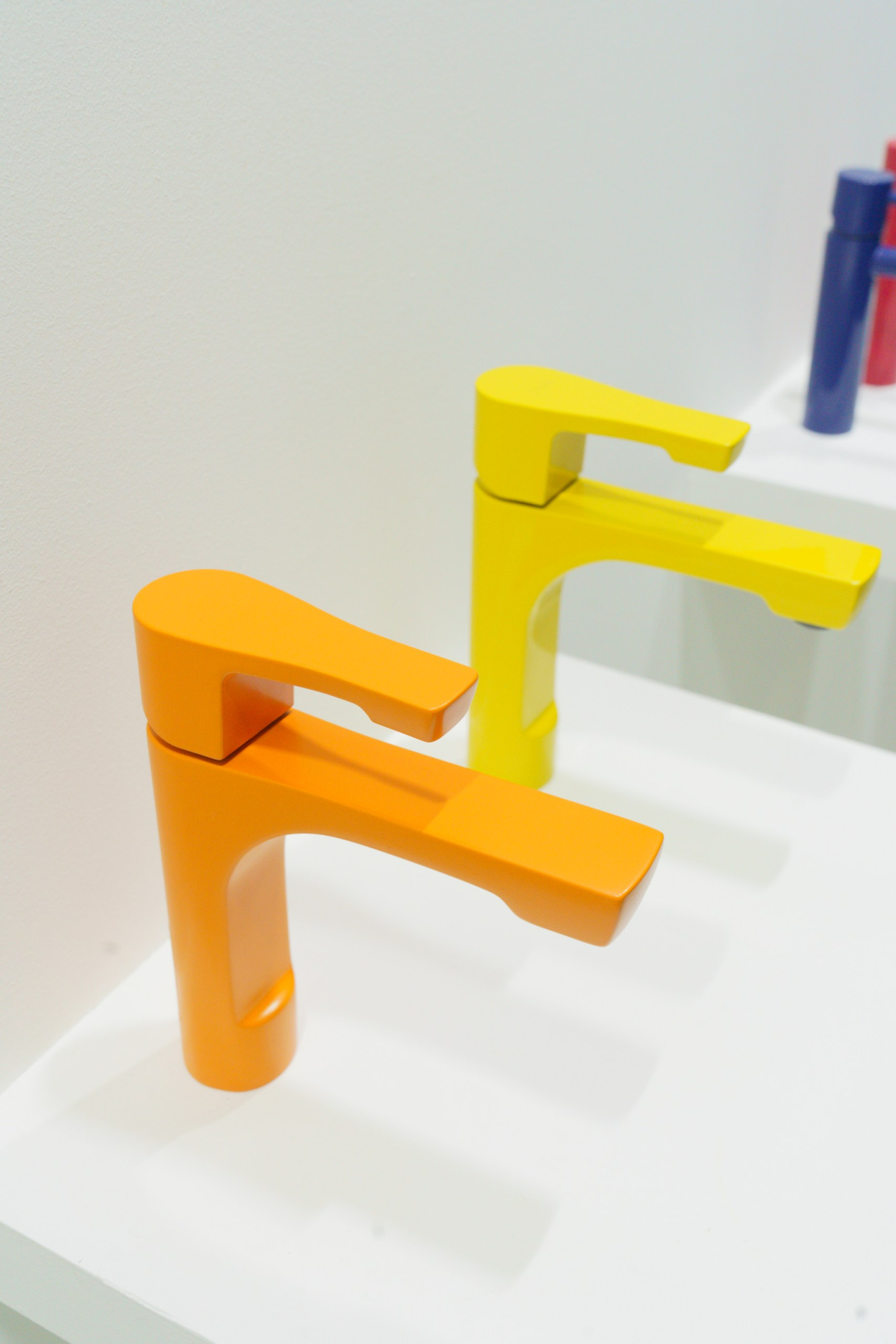 5705/SCCRAL Смеситель для раковины Giulini Ego, внешнего монтажа, без донного клапана (цвет - окрашивание RAL)